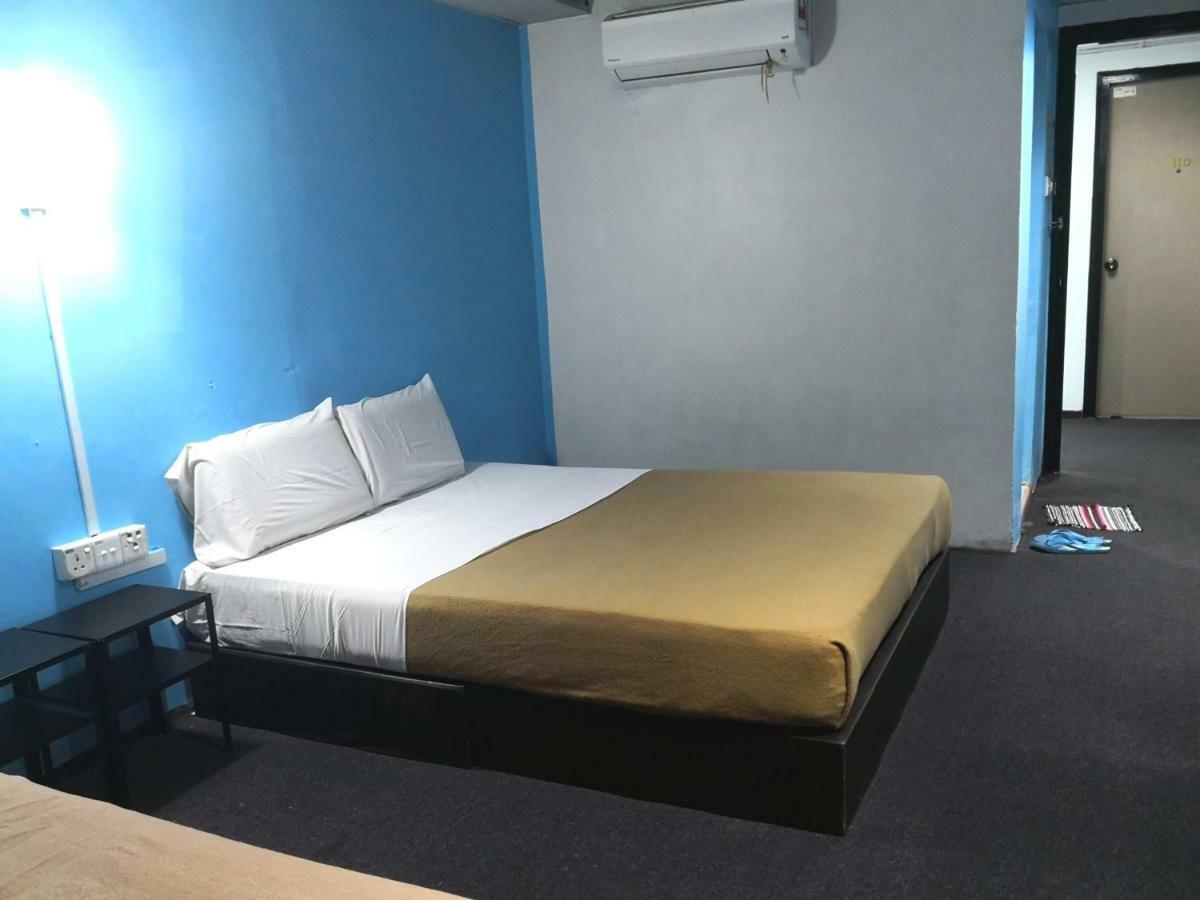 Hotel Seri Kota Satu Kota Tinggi Extérieur photo